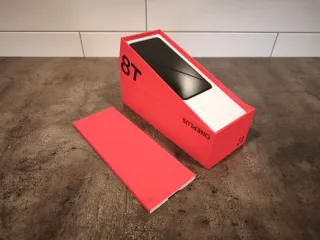 OnePlus 8T 5G + fundas + protectores de pantalla