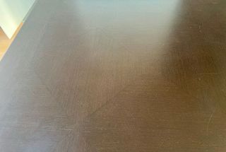 Mesa comedor y 4 sillas precio negociable (urge)