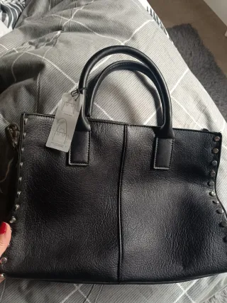 Bolso nuevo Negro Parfois con Tachuelas