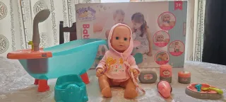 Muñeca Bebé con Bañera y Accesorios