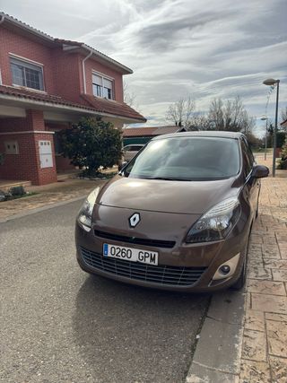 Renault Grand Scenic 2009