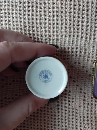 Scatoline in porcellana decorate