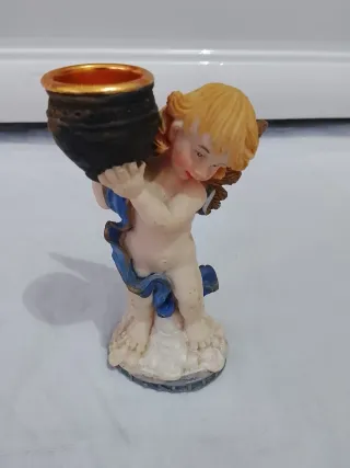 Figura de ángel con cuenco