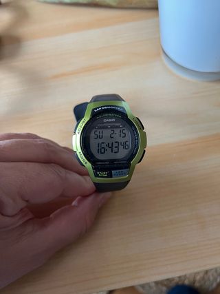 Reloj Casio Digital Verde y Negro