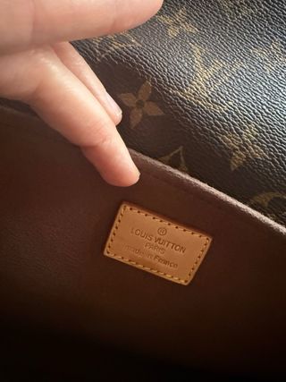 Borsa Louis Vuitton vendita solo di persona