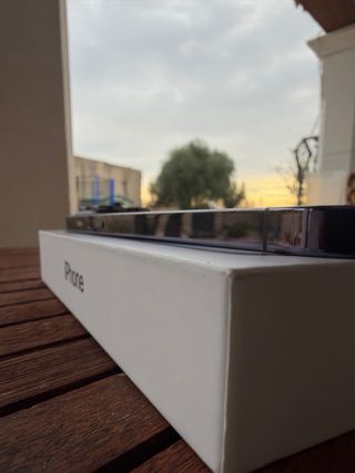 iPhone 14 Pro Max viola in perfette condizioni