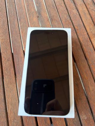 iPhone 14 Pro Max viola in perfette condizioni