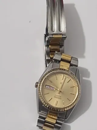Reloj Seiko Mujer Dorado y Plateado