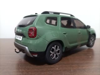 Dacia Duster 1/18 Solido