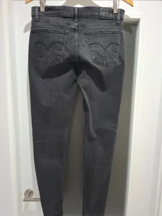 Pantalón vaquero Levi's gris oscuro