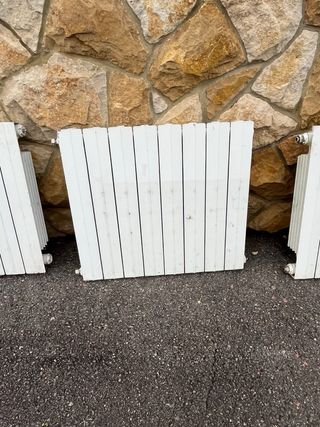 Radiadores de Agua Metálicos Blancos