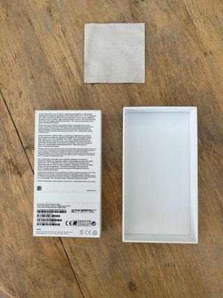 Caja iPhone SE 2020