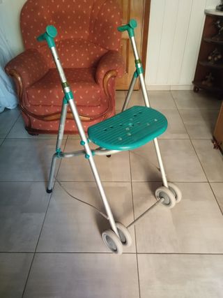 Andador aluminio Forta con asiento