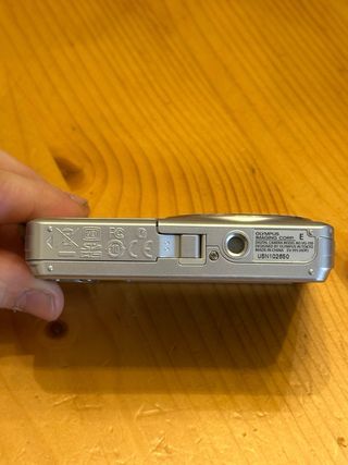 Digicam Olympus VG-150 · 12 MP compacta vintage