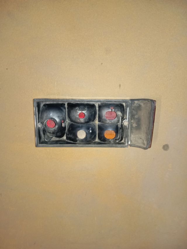 Piloto trasero Izquierdo Citroen Visa 2