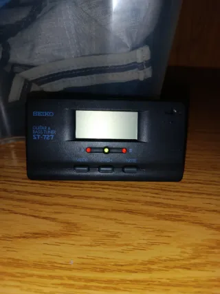 Afinador SEIKO ST-727 Guitarra y Bajo