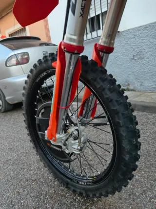 KTM 450 SX-F Edición Cairoli