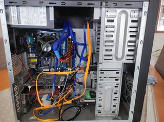 PC Completo + Monitor DELL 23” (precio negociable)