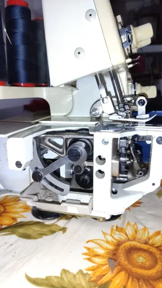 Remalladora Brother Lock 524N