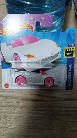 Hot Wheels Barbie Extra
