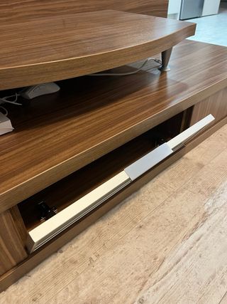 Mueble TV madera y cristal