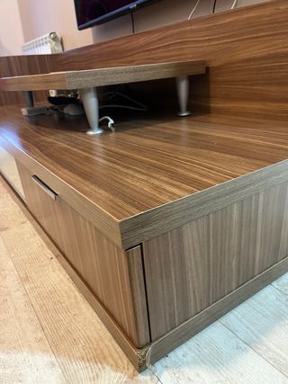 Mueble TV madera y cristal