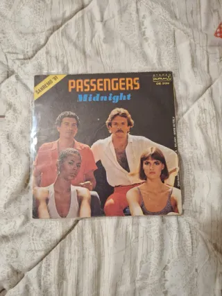 Disco 45 Passengers