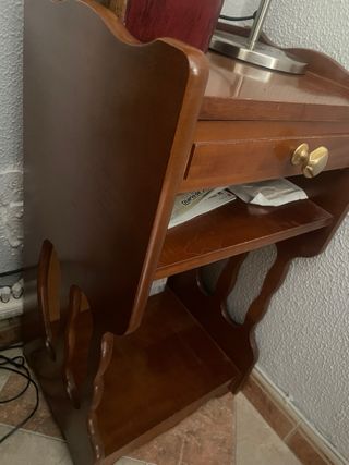 Mueble auxiliar madera oscura