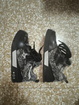 Louis Vuitton Skate Swarovski Tg 42