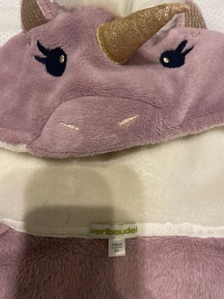 Bata unicornio rosa y dorado Talla 116 6 años