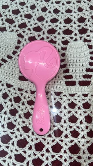 Muñeca Barbie rosa