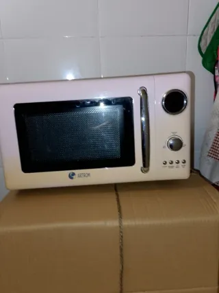 Microondas Artrom AM-720PMX 20L