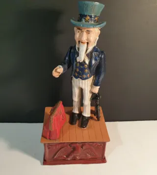 Hucha mecánica de hierro Tío Sam