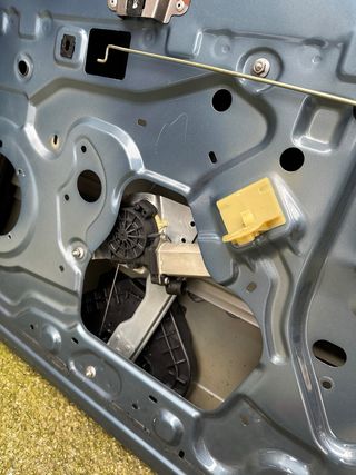 Puerta con elevalunas Dacia Sandero