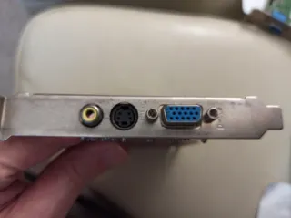 Tarjeta VGA ATI RADEON AA7000BT