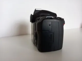 Cuerpo cámara Nikon D3000 Negra