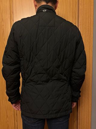 Parka acolchada negra hombre