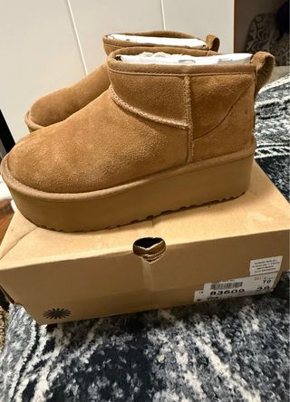 Botas UGG Classic Ultra Mini Plataforma Marrones