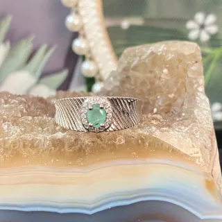 Anillo de Esmeralda natural