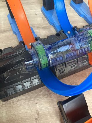 Lote de pistas y coches Hot Wheels