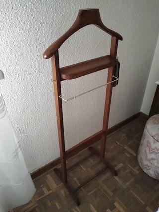 Galan de noche madera y metal