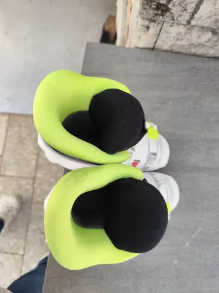 Botas de esquí infantiles. 21 - 21.5