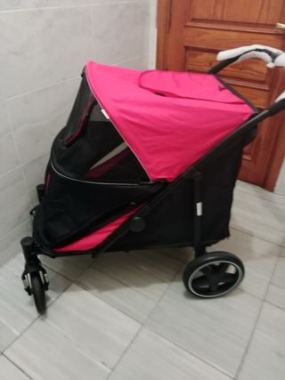 Carrito para perro casi NUEVO – ¡solo 1 uso!