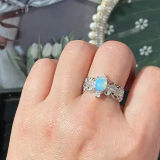 Anillo de ópalo natural