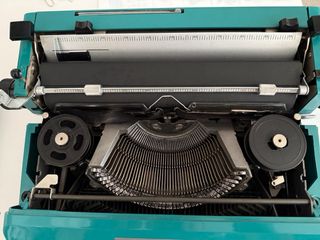 Máquina de escribir Olivetti Studio 45