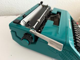 Máquina de escribir Olivetti Studio 45