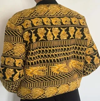 Cazadora Bomber Zara Negra y Dorada