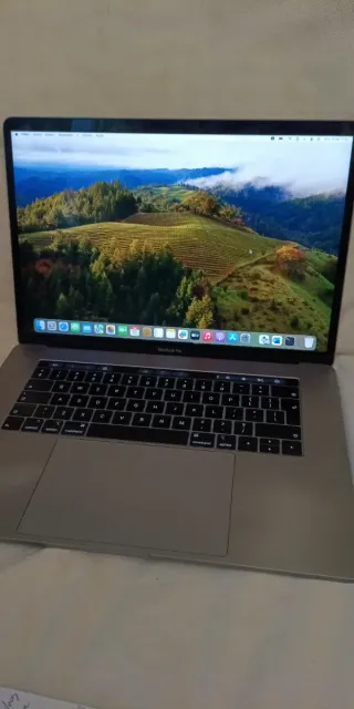 MacBook Pro 15 Apple