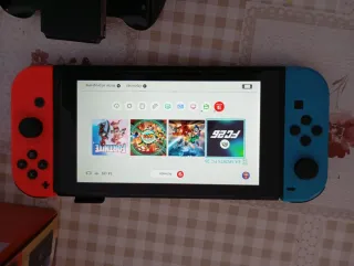 Nintendo Switch Azul/Rojo +4 juegos+Accesorios