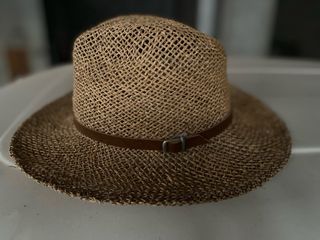 Sombrero CyS de rafia calada, fabricado en España